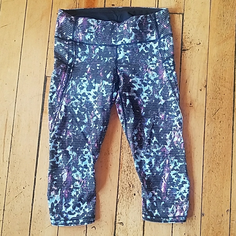 Women's lululemon 3/4 length capris